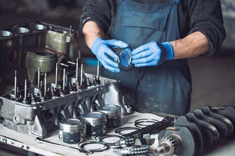 Repararea motorului